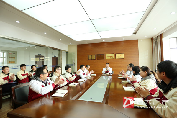 常德市德天廣告有限公司,品牌設(shè)計(jì),活動(dòng)策劃,影視攝制,廣告設(shè)備租賃 常德市德天廣告有限公司,品牌設(shè)計(jì),活動(dòng)策劃,影視攝制,廣告設(shè)備租賃